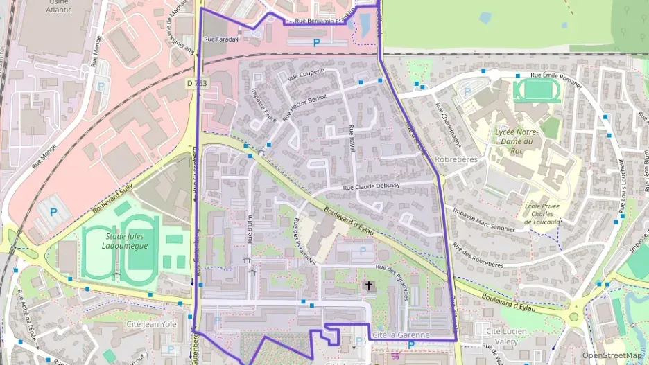 Appartement 94 m² cinq pièces à vendre à La Roche-sur-Yon Appartement 94 m² cinq pièces à vendre à La Roche-sur-Yon