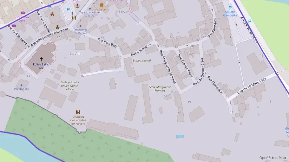 Appartement 78 m² trois pièces à vendre à Decize Appartement 78 m² trois pièces à vendre à Decize