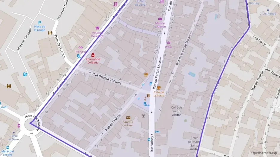 Appartement 76 m² trois pièces à vendre à Saumur Appartement 76 m² trois pièces à vendre à Saumur