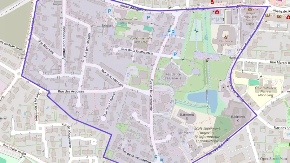 Appartement 77 m² quatre pièces à vendre à Saint-Barthélemy-d`Anjou Appartement 77 m² quatre pièces à vendre à Saint-Barthélemy-d`Anjou