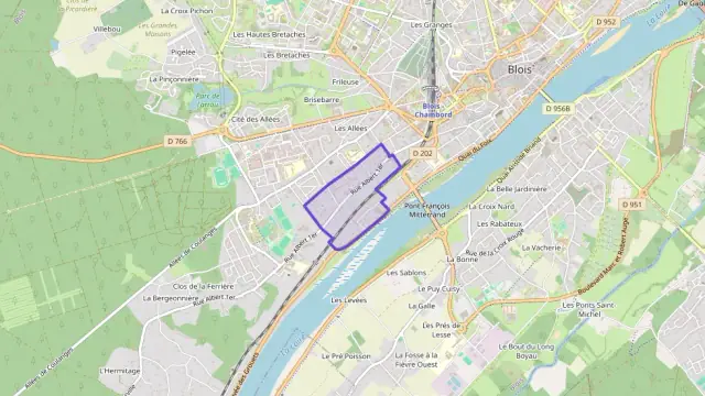 Appartement 88 m² quatre pièces à vendre à Blois
