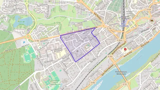 Appartement 95 m² quatre pièces à vendre à Blois