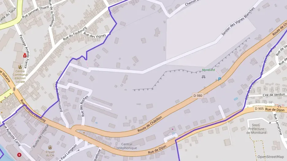 Appartement 76 m² trois pièces à vendre à Montbard Appartement 76 m² trois pièces à vendre à Montbard