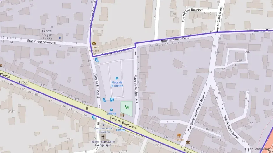 Appartement 85 m² quatre pièces à vendre à Lorient Appartement 85 m² quatre pièces à vendre à Lorient