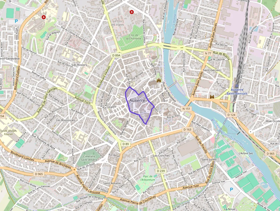 Appartement 83 m² quatre pièces à vendre à Auxerre