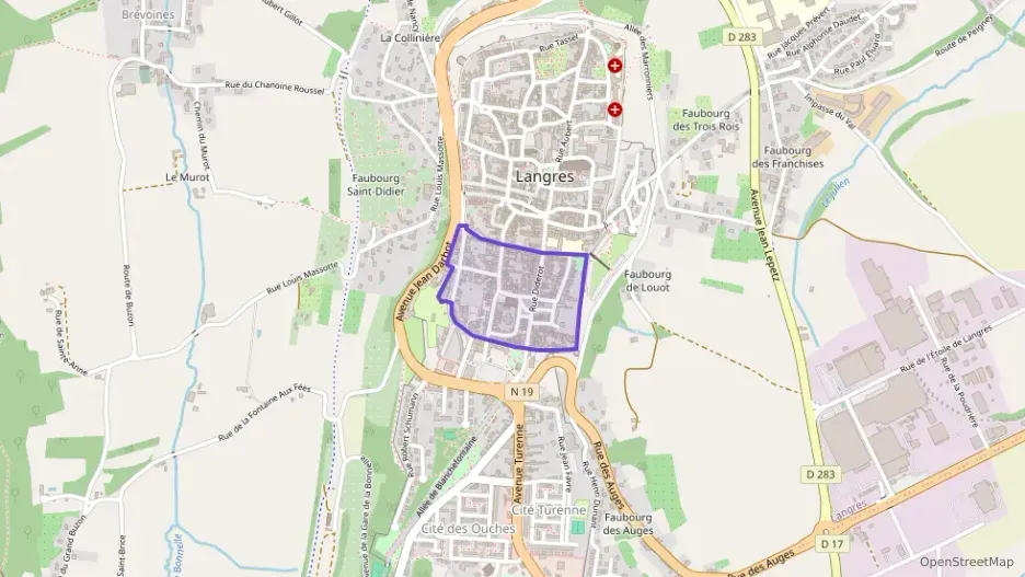 Appartement 155 m² quatre pièces à vendre à Langres Appartement 155 m² quatre pièces à vendre à Langres