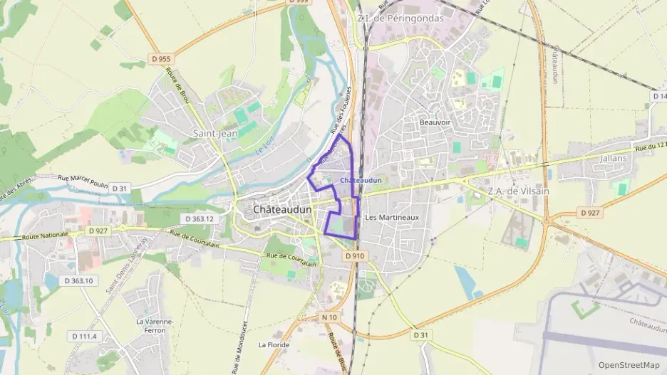 Appartement 158 m² cinq pièces à vendre à Châteaudun Appartement 158 m² cinq pièces à vendre à Châteaudun