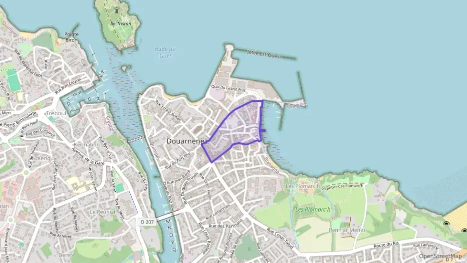 Appartement 92 m² trois pièces à vendre à Douarnenez Appartement 92 m² trois pièces à vendre à Douarnenez