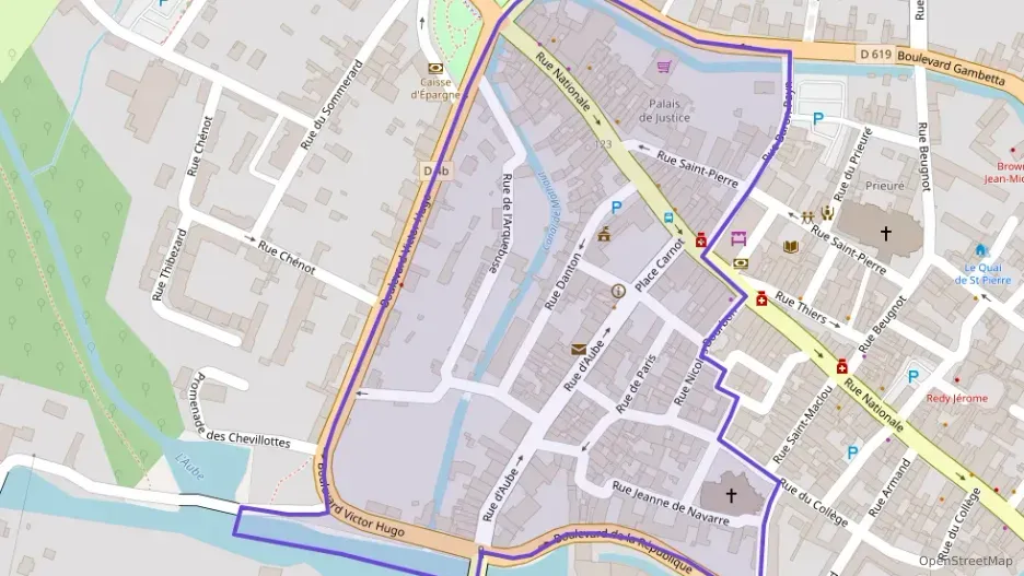 Appartement 115 m² cinq pièces à vendre à Bar-sur-Aube Appartement 115 m² cinq pièces à vendre à Bar-sur-Aube