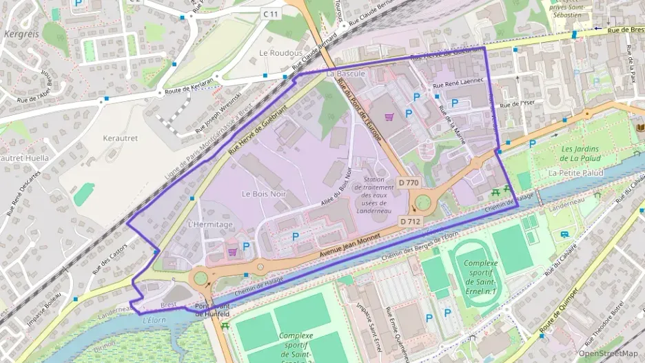 Appartement 105 m² cinq pièces à vendre à Landerneau Appartement 105 m² cinq pièces à vendre à Landerneau