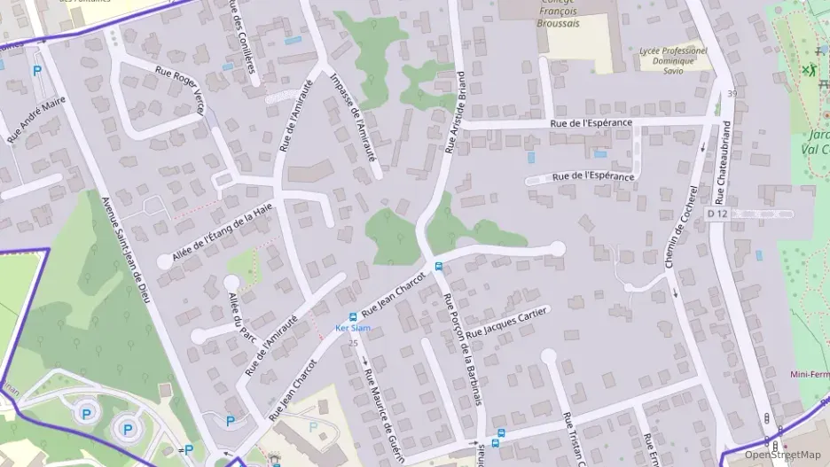 Appartement 75 m² quatre pièces à vendre à Dinan Appartement 75 m² quatre pièces à vendre à Dinan