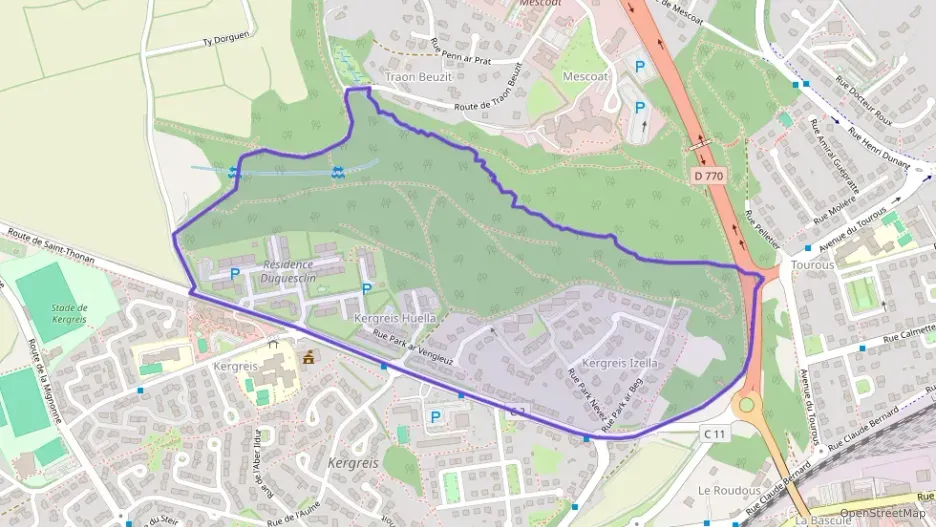 Appartement 90 m² cinq pièces à vendre à Landerneau Appartement 90 m² cinq pièces à vendre à Landerneau