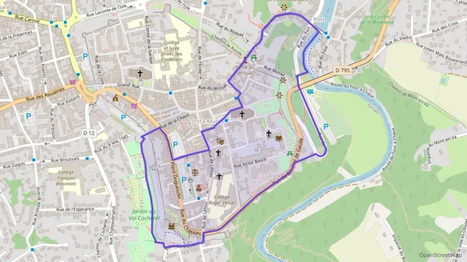 Appartement 82 m² trois pièces à vendre à Dinan Appartement 82 m² trois pièces à vendre à Dinan