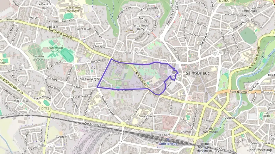 Appartement 81 m² quatre pièces à vendre à Saint-Brieuc Appartement 81 m² quatre pièces à vendre à Saint-Brieuc