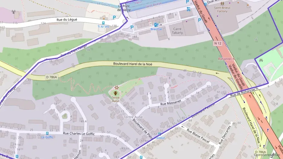 Appartement 110 m² cinq pièces à vendre à Saint-Brieuc Appartement 110 m² cinq pièces à vendre à Saint-Brieuc