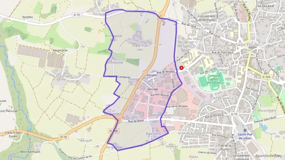 Appartement 96 m² cinq pièces à vendre à Saint-Pol-de-Léon Appartement 96 m² cinq pièces à vendre à Saint-Pol-de-Léon