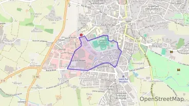 Appartement 112 m² cinq pièces à vendre à Saint-Pol-de-Léon Appartement 112 m² cinq pièces à vendre à Saint-Pol-de-Léon