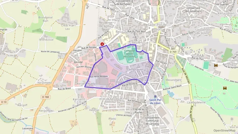 Appartement 112 m² cinq pièces à vendre à Saint-Pol-de-Léon Appartement 112 m² cinq pièces à vendre à Saint-Pol-de-Léon