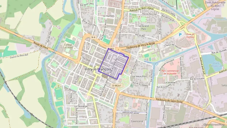 Appartement 63 m² quatre pièces à vendre à Vitry-le-François Appartement 63 m² quatre pièces à vendre à Vitry-le-François