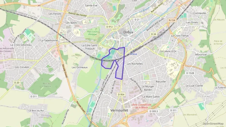 Appartement 110 m² quatre pièces à vendre à Dreux Appartement 110 m² quatre pièces à vendre à Dreux