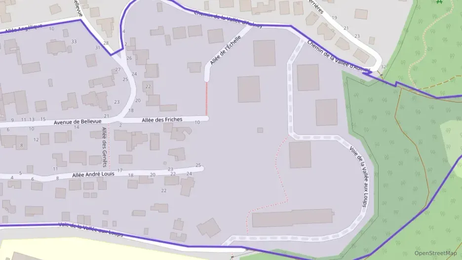 Appartement 96 m² quatre pièces à vendre à Châtenay-Malabry Appartement 96 m² quatre pièces à vendre à Châtenay-Malabry