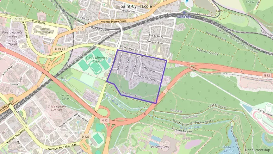 Appartement 70 m² trois pièces à vendre à Saint-Cyr-l`École Appartement 70 m² trois pièces à vendre à Saint-Cyr-l`École