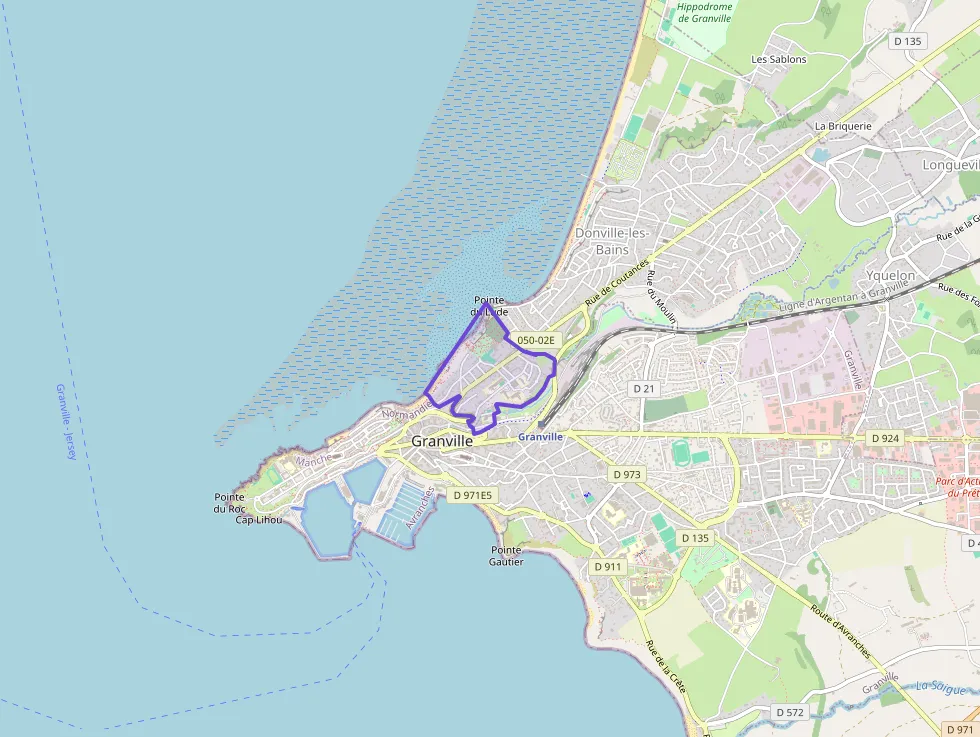 Appartement 82 m² quatre pièces à vendre à Granville