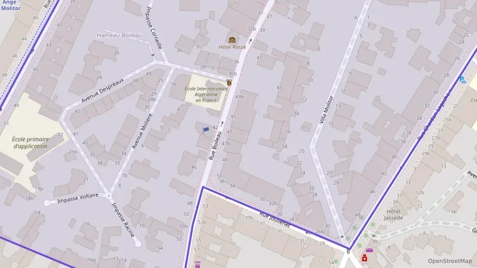Appartement 83 m² trois pièces à vendre à Paris 16e Arrondissement Appartement 83 m² trois pièces à vendre à Paris 16e Arrondissement