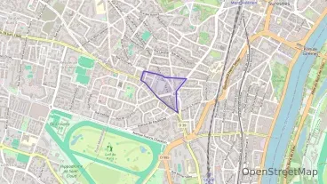 Appartement 86 m² quatre pièces à vendre à Suresnes