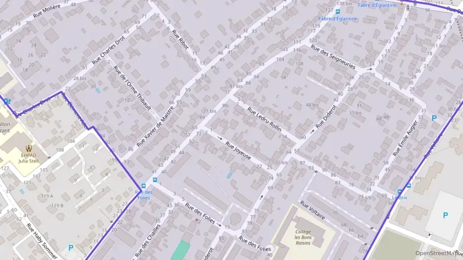 Appartement 117 m² quatre pièces à vendre à Rueil-Malmaison Appartement 117 m² quatre pièces à vendre à Rueil-Malmaison