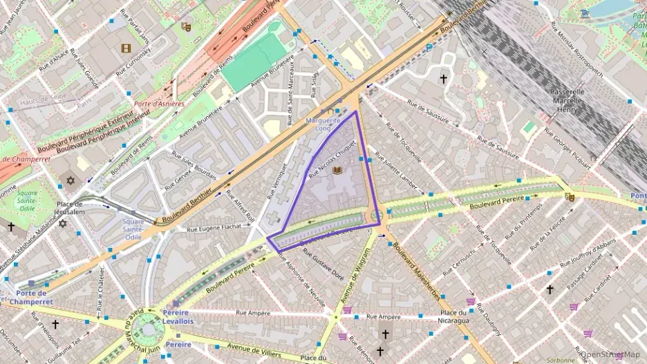 Appartement 80 m² quatre pièces à vendre à Paris 17e Arrondissement Appartement 80 m² quatre pièces à vendre à Paris 17e Arrondissement