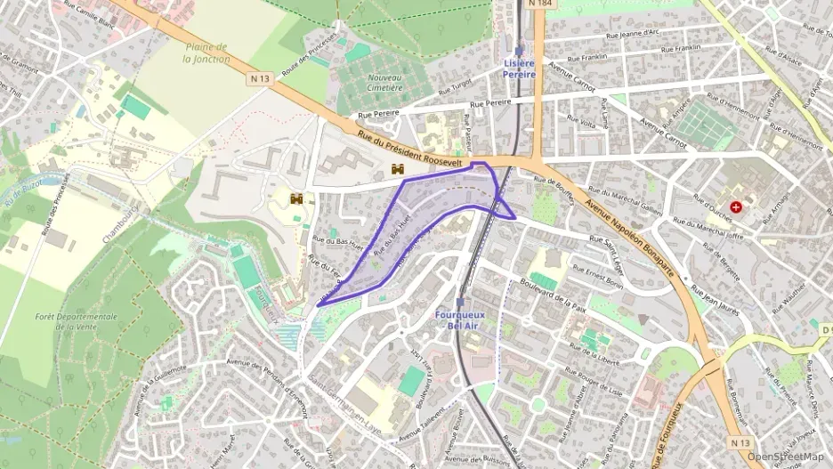 Appartement 93 m² quatre pièces à vendre à Saint-Germain-en-Laye Appartement 93 m² quatre pièces à vendre à Saint-Germain-en-Laye