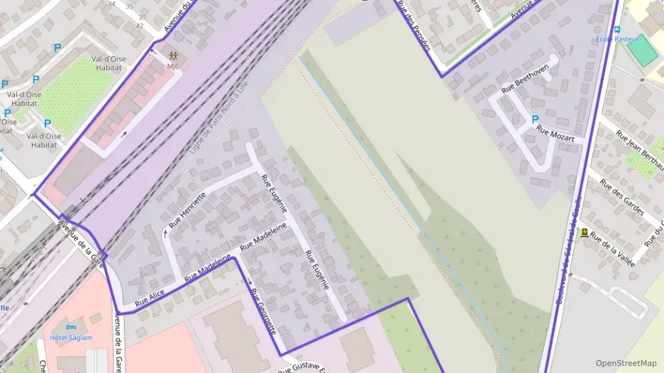 Appartement 82 m² trois pièces à vendre à Goussainville Appartement 82 m² trois pièces à vendre à Goussainville