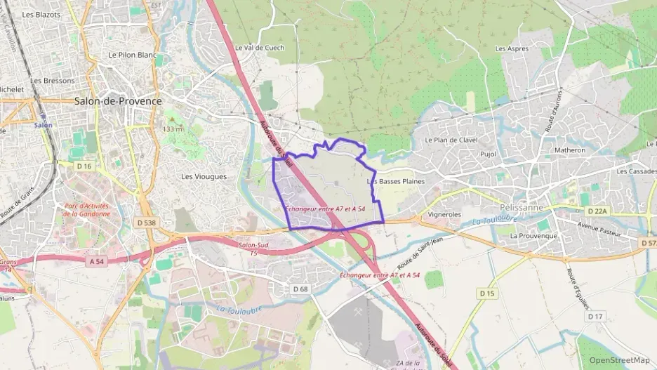 Appartement 115 m² quatre pièces à vendre à Salon-de-Provence Appartement 115 m² quatre pièces à vendre à Salon-de-Provence