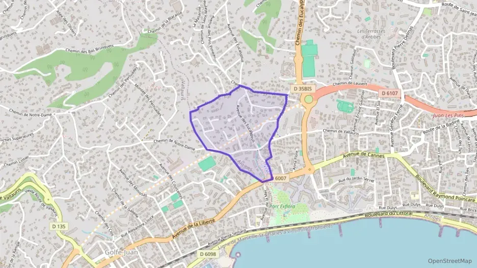 Appartement 87 m² trois pièces à vendre à Antibes Appartement 87 m² trois pièces à vendre à Antibes