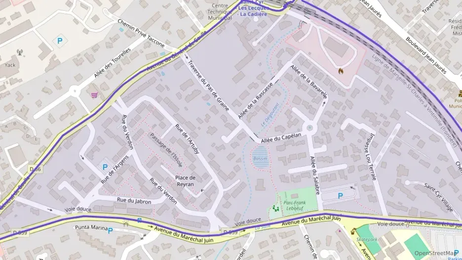 Appartement 67 m² trois pièces à vendre à Saint-Cyr-sur-Mer Appartement 67 m² trois pièces à vendre à Saint-Cyr-sur-Mer