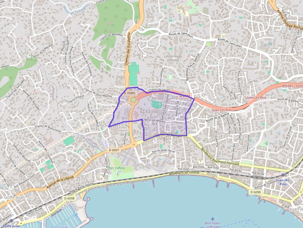 Appartement 87 m² quatre pièces à vendre à Antibes