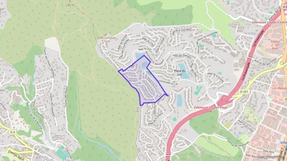 Appartement 117 m² cinq pièces à vendre à Villeneuve-Loubet