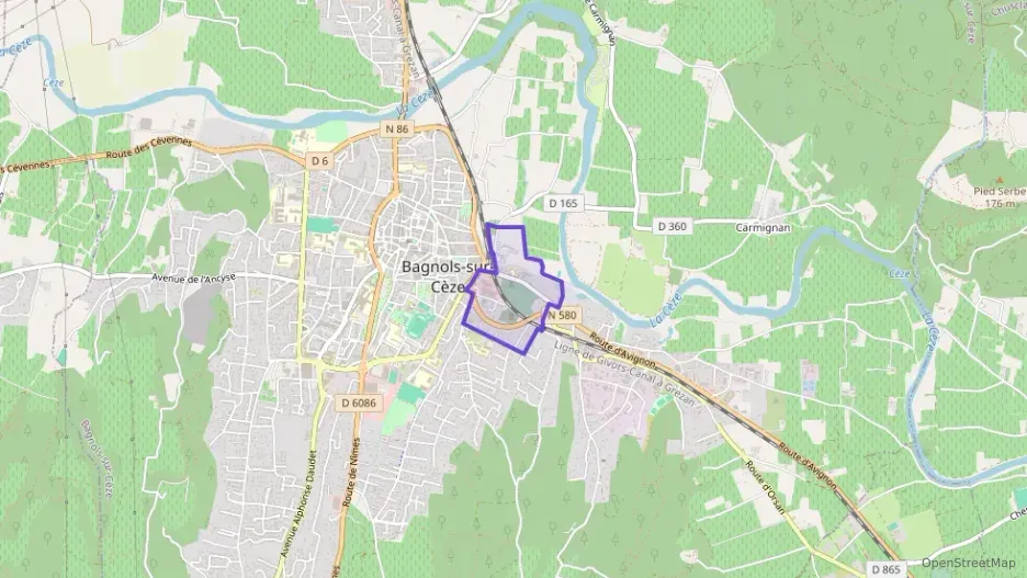 Appartement 120 m² cinq pièces à vendre à Bagnols-sur-Cèze Appartement 120 m² cinq pièces à vendre à Bagnols-sur-Cèze