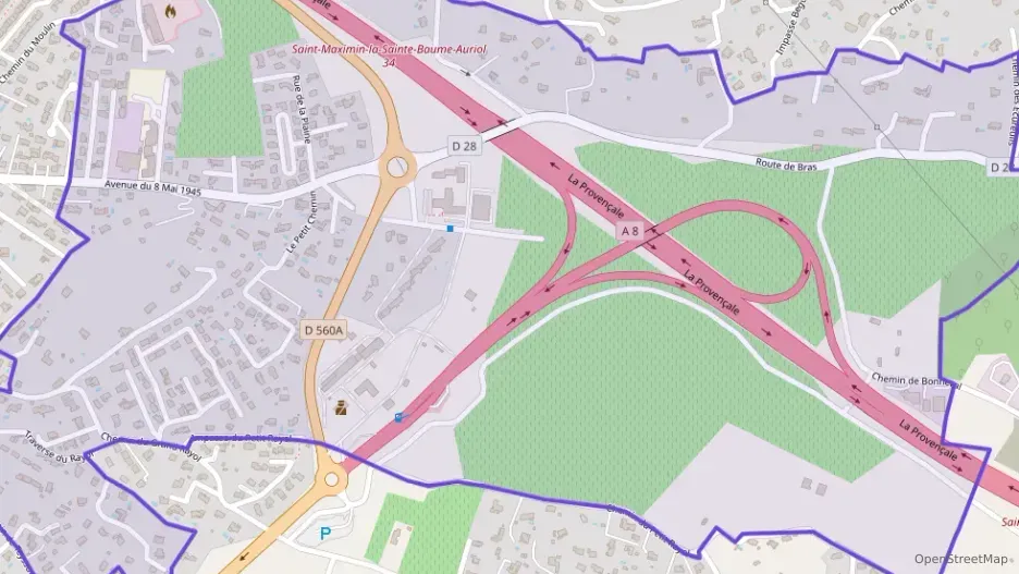 Appartement 95 m² quatre pièces à vendre à Saint-Maximin-la-Sainte-Baume Appartement 95 m² quatre pièces à vendre à Saint-Maximin-la-Sainte-Baume