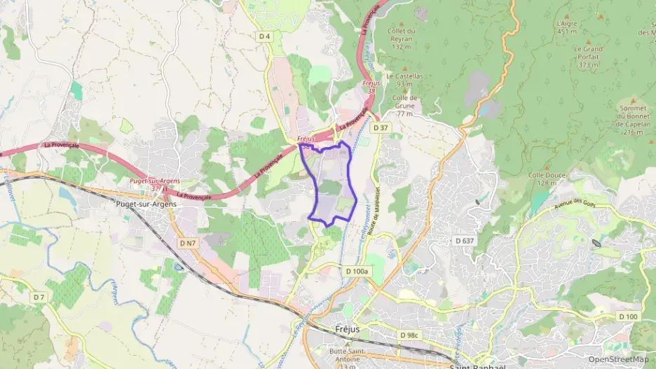 Appartement 75 m² trois pièces à vendre à Fréjus Appartement 75 m² trois pièces à vendre à Fréjus