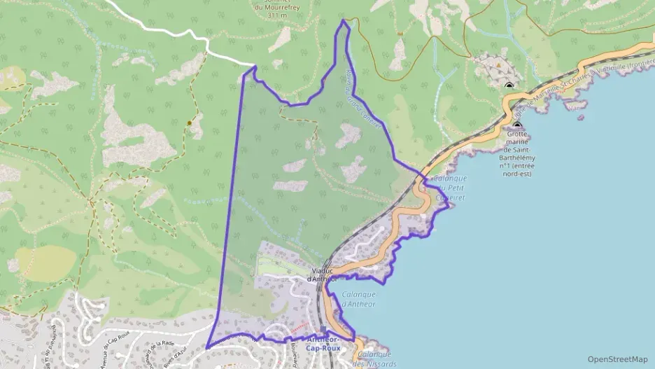 Appartement 27 m² une piece à vendre à Saint-Raphaël Appartement 27 m² une piece à vendre à Saint-Raphaël