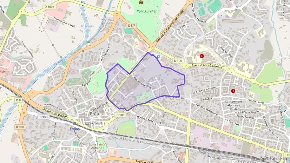 Appartement 91 m² quatre pièces à vendre à Fréjus Appartement 91 m² quatre pièces à vendre à Fréjus