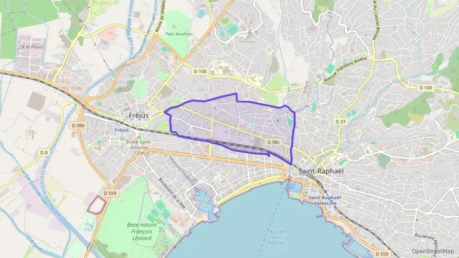 Appartement 84 m² quatre pièces à vendre à Fréjus