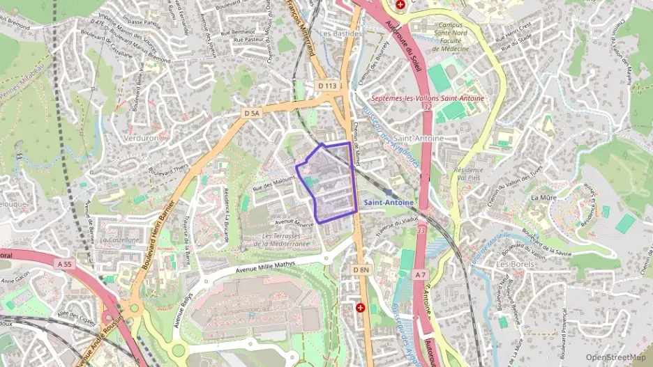 Appartement 88 m² quatre pièces à vendre à Marseille 15e Arrondissement Appartement 88 m² quatre pièces à vendre à Marseille 15e Arrondissement