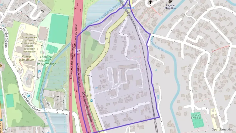 Appartement 58 m² trois pièces à vendre à Marseille 15e Arrondissement Appartement 58 m² trois pièces à vendre à Marseille 15e Arrondissement