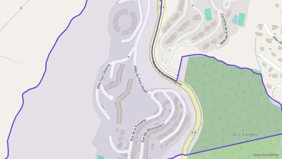 Appartement 80 m² quatre pièces à vendre à Roquebrune-sur-Argens Appartement 80 m² quatre pièces à vendre à Roquebrune-sur-Argens