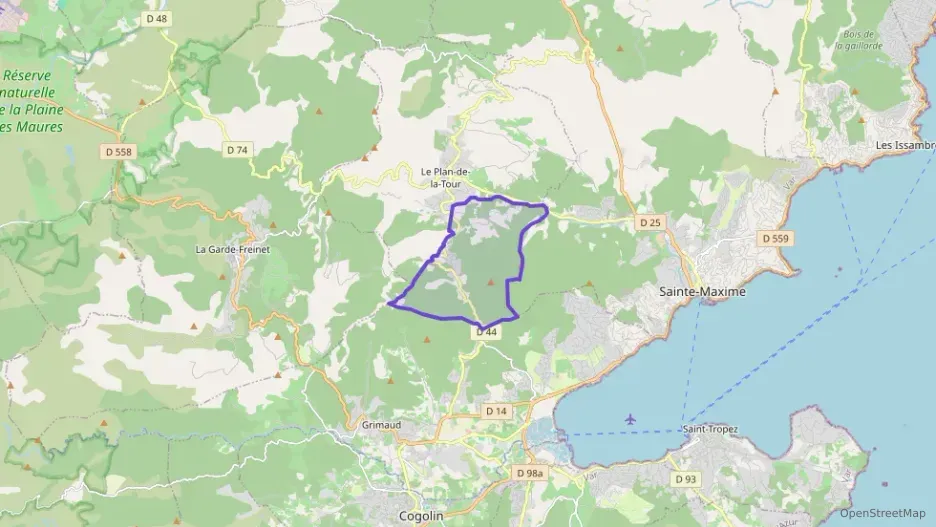 Appartement 25 m² deux pieces à vendre à Le Plan-de-la-Tour Appartement 25 m² deux pieces à vendre à Le Plan-de-la-Tour