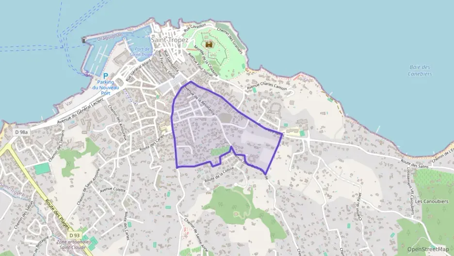 Appartement 60 m² quatre pièces à vendre à Saint-Tropez Appartement 60 m² quatre pièces à vendre à Saint-Tropez