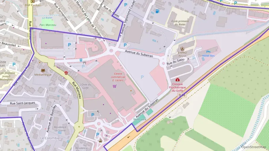 Appartement 79 m² trois pièces à vendre à Cogolin Appartement 79 m² trois pièces à vendre à Cogolin